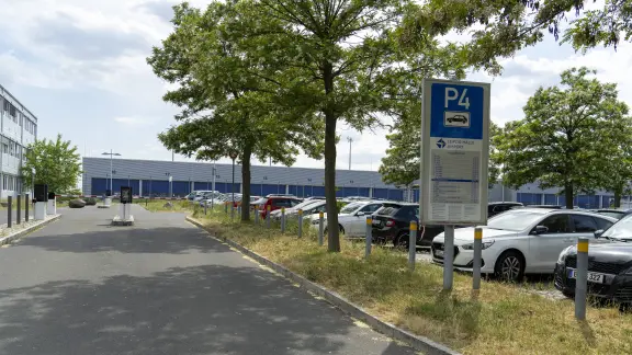 Auto Parken Am Leipziger Flughafen www.mdf-ag.com