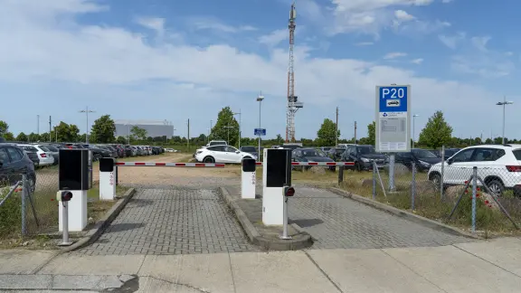 Parken Am Flughafen Leipzig-halle www.mdf-ag.com