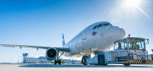 Pushbackvorgang einer Eurowings am Standort Dresden