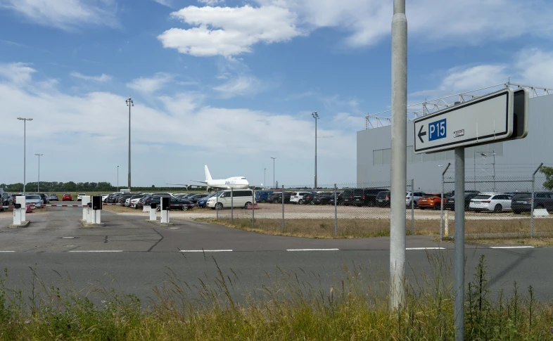 Flughafen-parken-leipzig.eu Erfahrun Gen www.mdf-ag.com